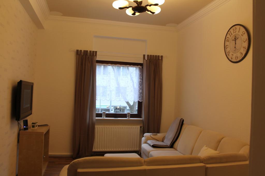 B49 - City & Messe Apartment Кьолн Стая снимка