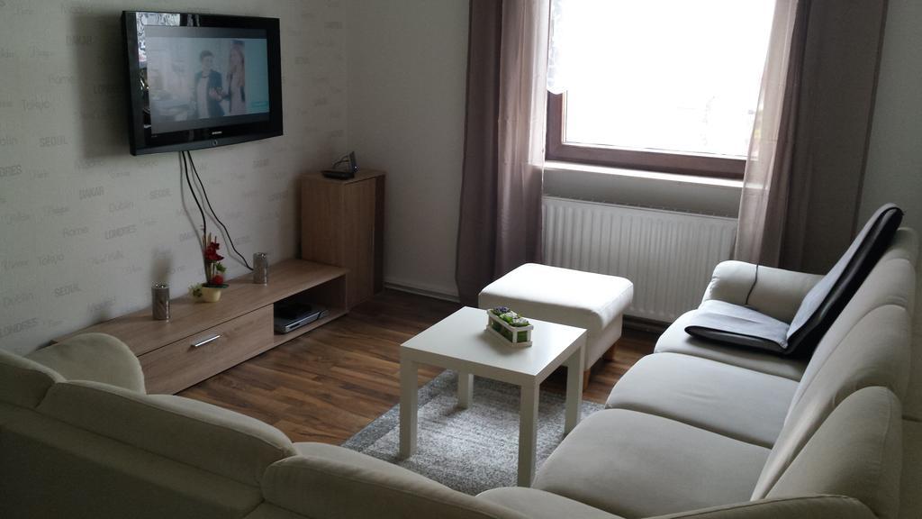 B49 - City & Messe Apartment Кьолн Стая снимка