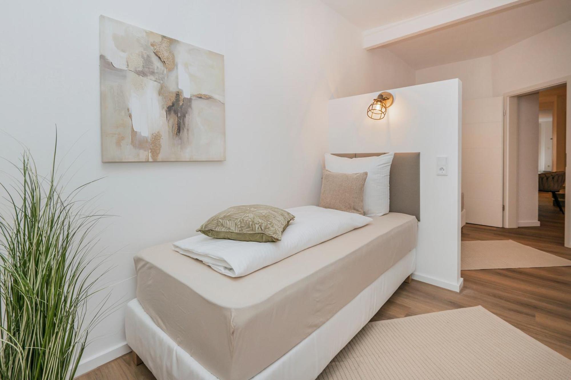 B49 - City & Messe Apartment Кьолн Екстериор снимка