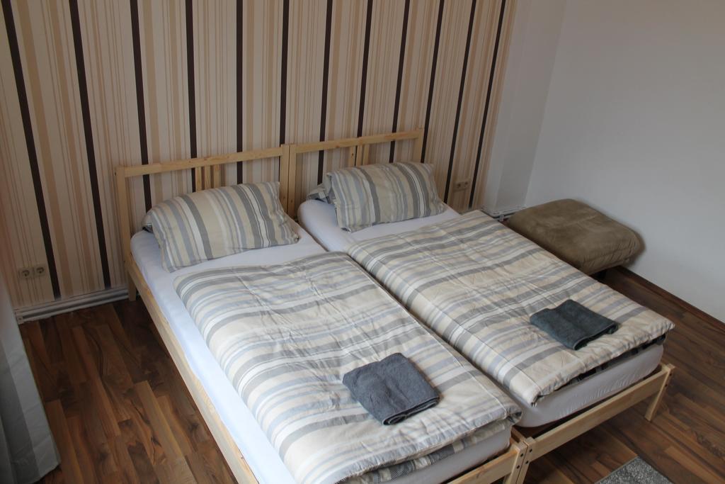 B49 - City & Messe Apartment Кьолн Стая снимка