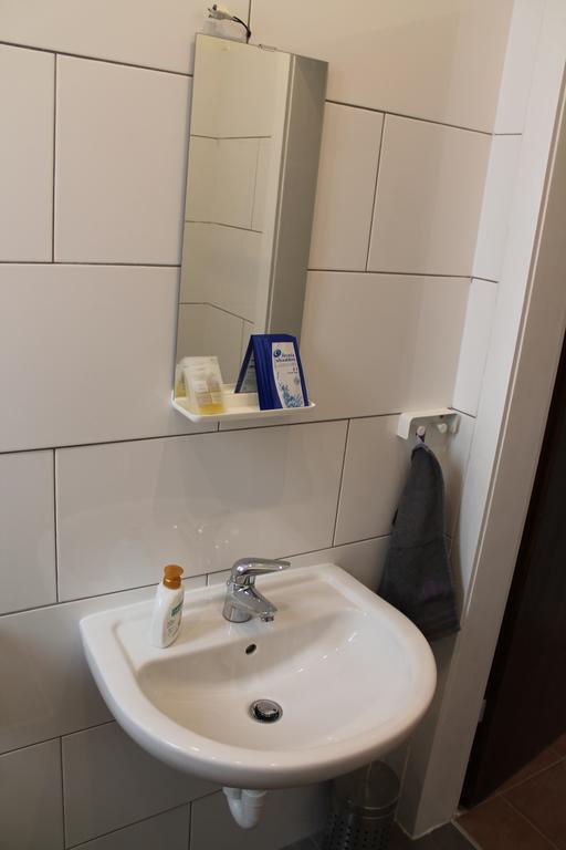 B49 - City & Messe Apartment Кьолн Стая снимка